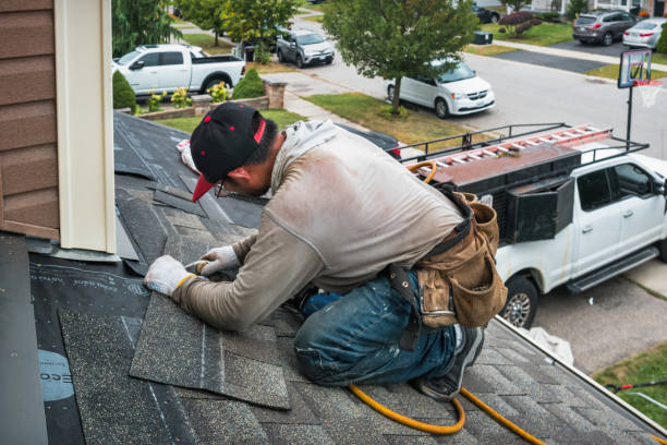 Professional Flat Roof Repair technician working in Hudson, CO